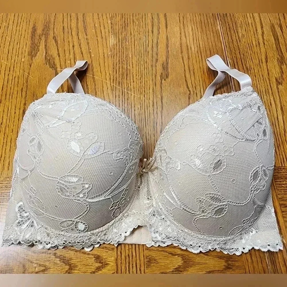 Bra Size 38DD Nude/Light Pink Padded Underwire Lacy Bra Unbranded